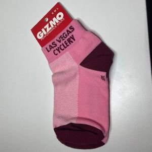 Gizmo Gear Performance Socks for Cycling. Size Small. (NWT)
